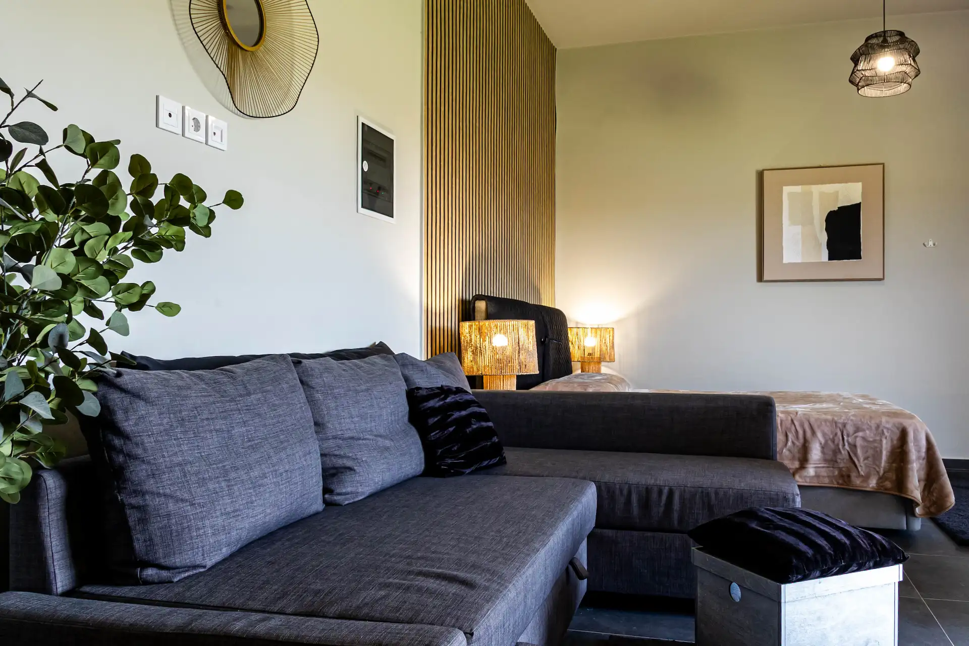 George V Luxury Apartments - Room 6